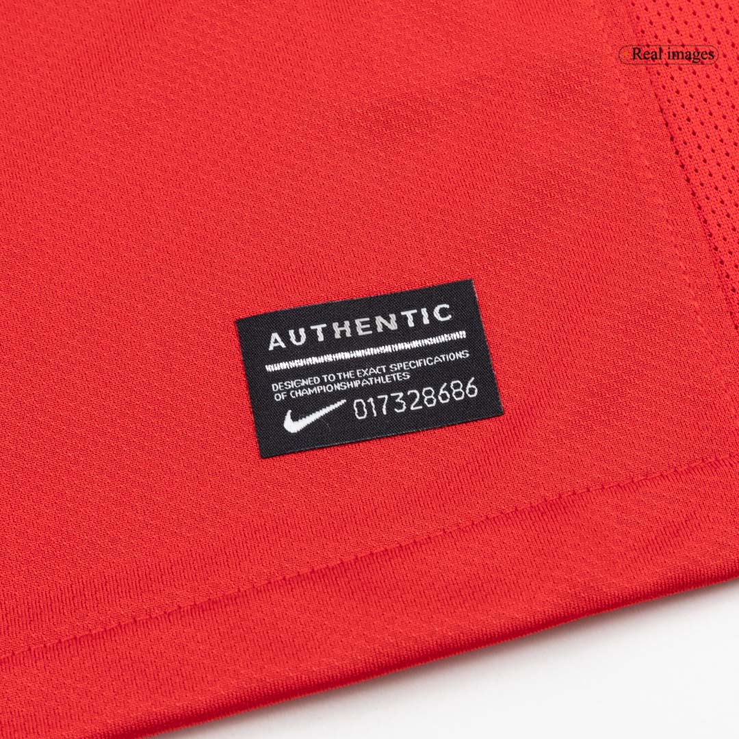 Maillot de football rétro domicile Portugal 2010