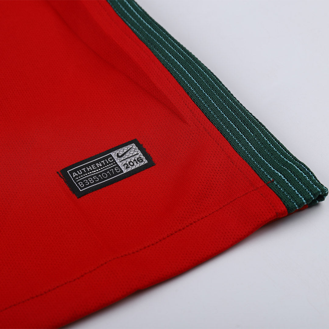 Camiseta retro de fútbol local de Portugal 2016