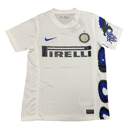 Camiseta retro de fútbol visitante del Inter de Milán 2010/11