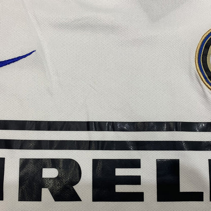 Camiseta retro de fútbol visitante del Inter de Milán 2010/11