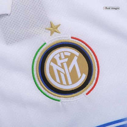 Camiseta retro de fútbol visitante del Inter de Milán 2009/10