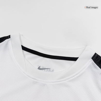 Camiseta retro de fútbol visitante del Manchester United 2010/11