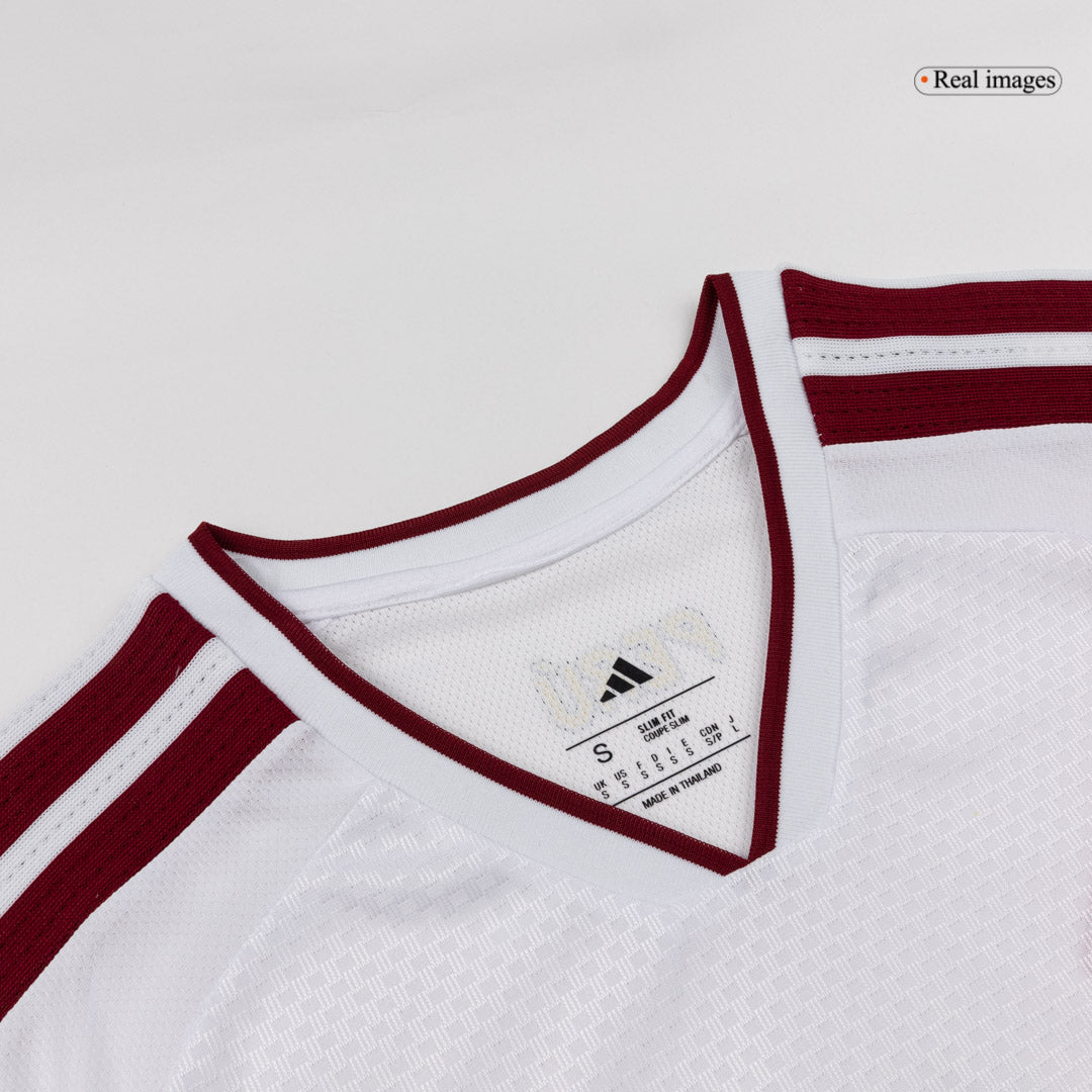 Camiseta de local de Perú para hombre, versión Mundial 2026 - Corte ajustado
