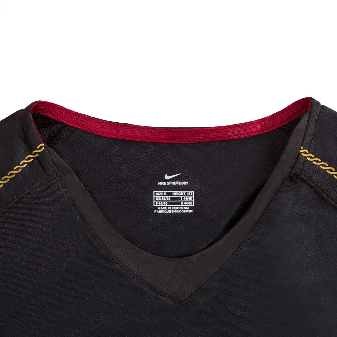 Camiseta retro de fútbol de visitante de Portugal 2006