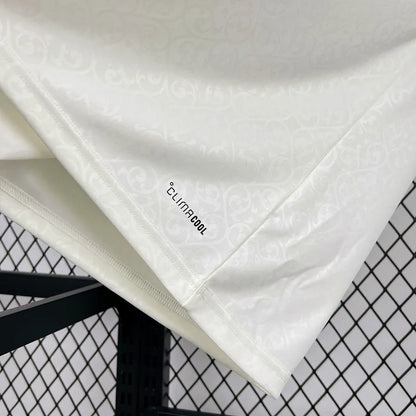 Camiseta de visitante de España para el Mundial 2026, color blanco.